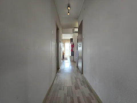 Sale, apartment, 66m², Stari Aerodrom, Podgorica - image 5