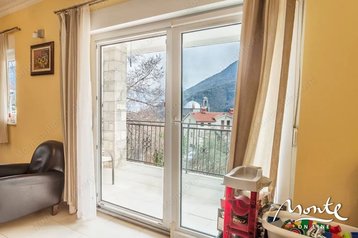 Prodaja, kuća, 180m², Morinj, Kotor