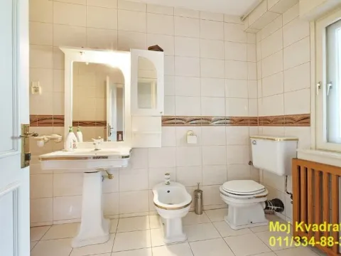 Prodaja, kuća, 250m², Brace Jerković, Voždovac Sve Podlokacije - image 9