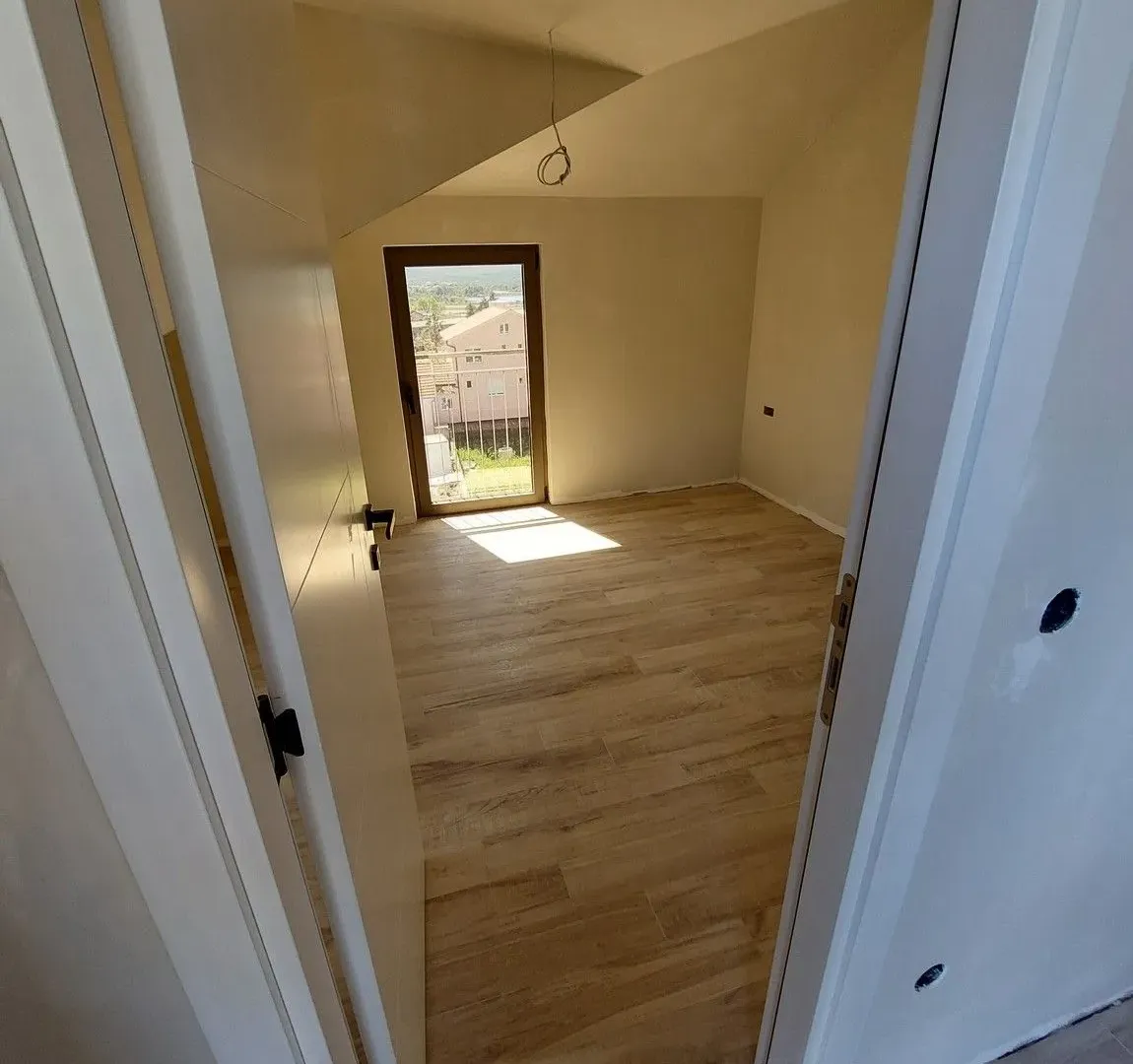 Sale, two bedroom apartment, 82m², Dumidran, Tivat