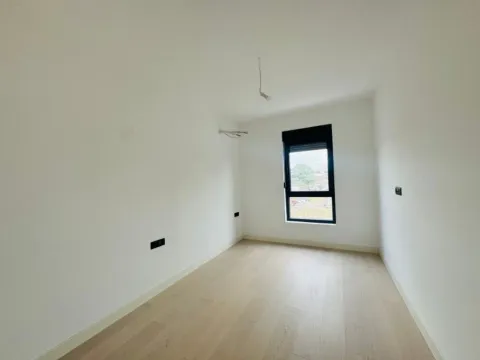 Izdavanje, dvosoban stan, 68m², Central Point, Podgorica - image 7