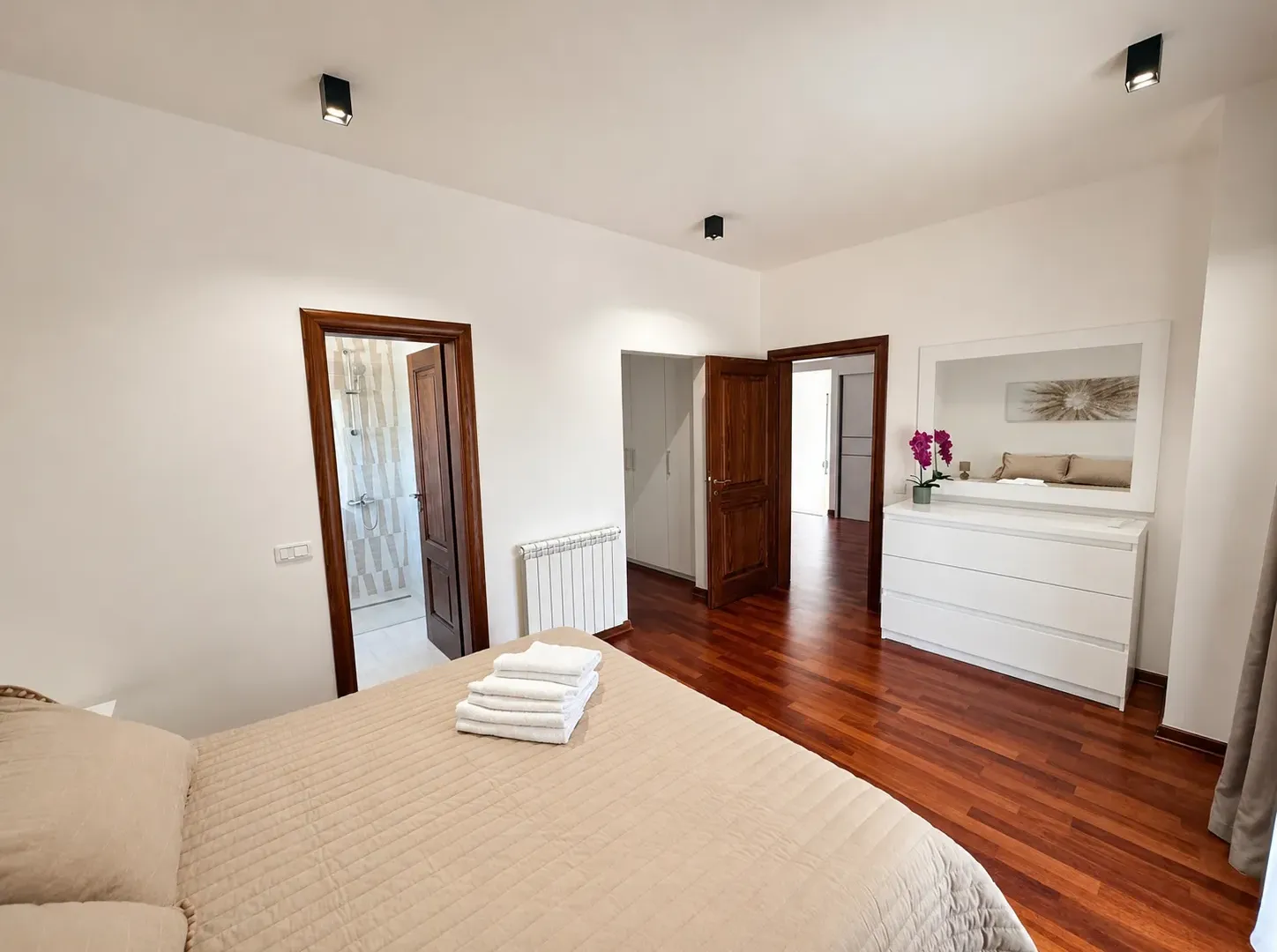 Rent, house, 250m², Utjeha, Bar