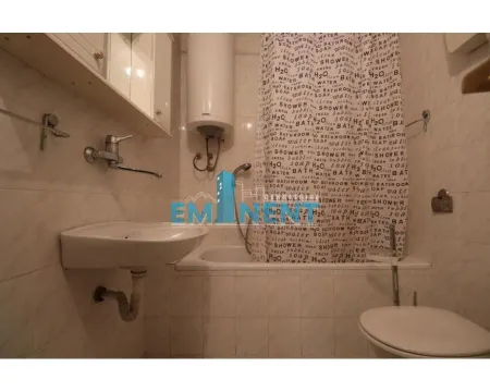 Izdavanje, dvosoban stan, 63m², Stari Grad, Beograd - image 13