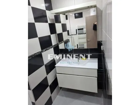 Izdavanje, trosoban stan, 85m², Ledine, Beograd - image 11