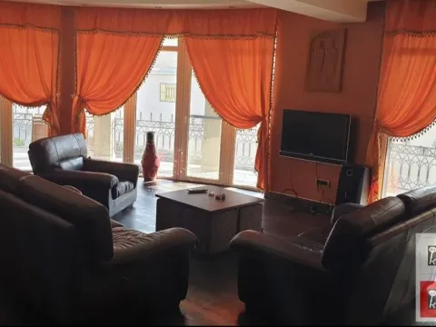 Rent, house, 1000m², Kać, Novi Sad Sve Podlokacije - image 26