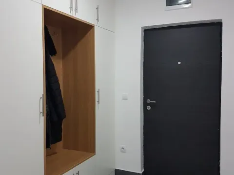 Izdavanje, jednosoban stan, 98m², Telep, Novi Sad Sve Podlokacije - image 9