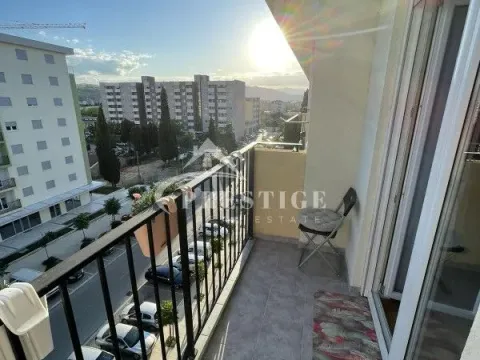 Izdavanje, jednosoban stan, 40m², Pobrežje, Podgorica - image 6