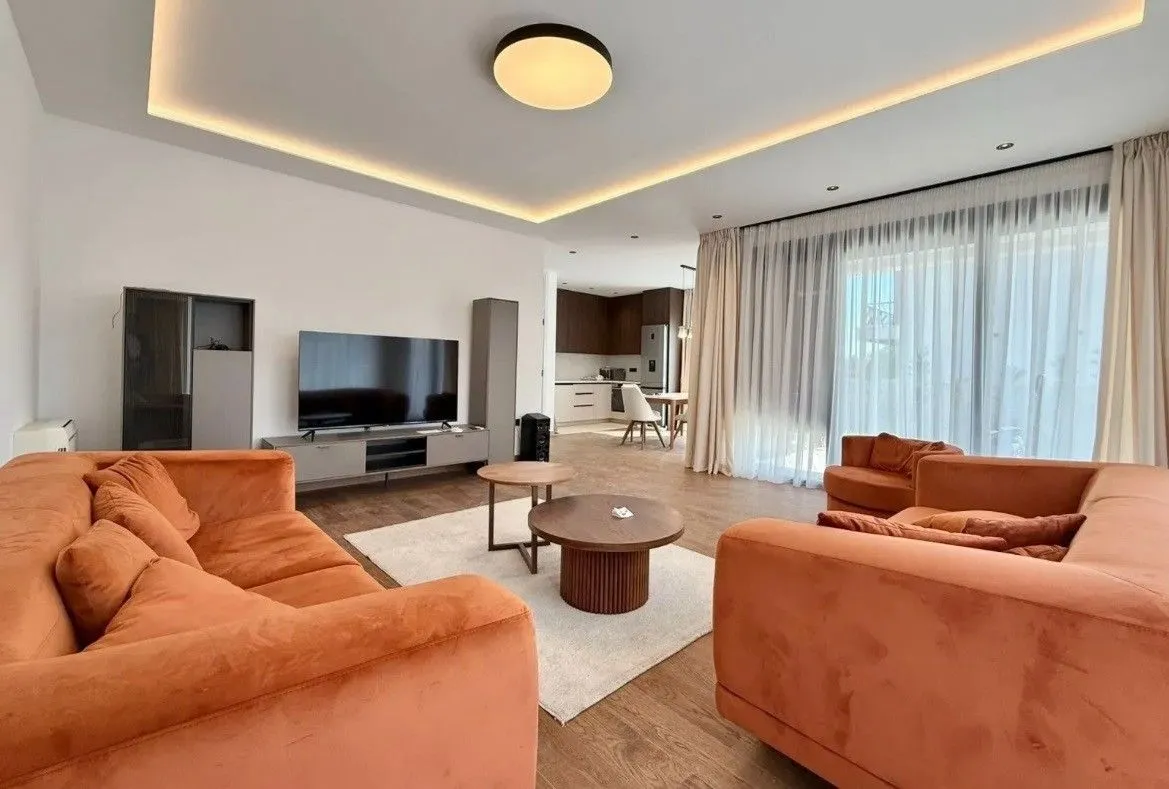 Rent, house, 225m², Gornja Gorica, Podgorica