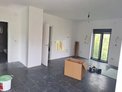 Prodaja, kuća, 132m², Sremska Kamenica, Petrovaradin - image 4