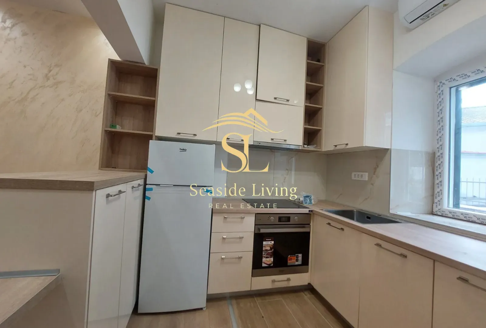 Rent, one bedroom apartment, 40m², Centar, Kotor