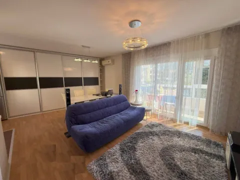 Sale, two bedroom apartment, 69m², Bečići, Budva - image 5