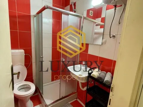 Izdavanje, dvosoban stan, 80m², Zelenika, Podgorica - image 4