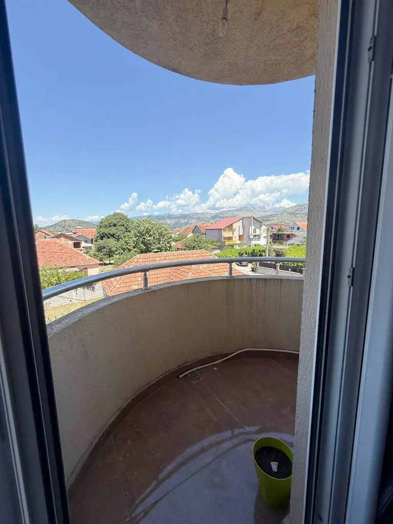 Rent, one bedroom apartment, 60m², Zagorič, Podgorica