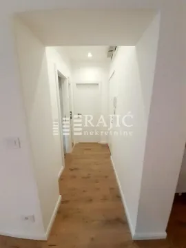 Rent, office space, 38m², Savski Venac, Beograd - image 7
