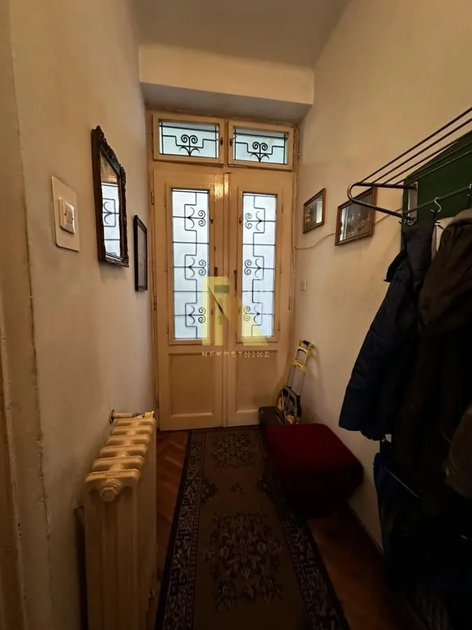 Prodaja, trosoban stan, 102m², Centar, Novi Sad