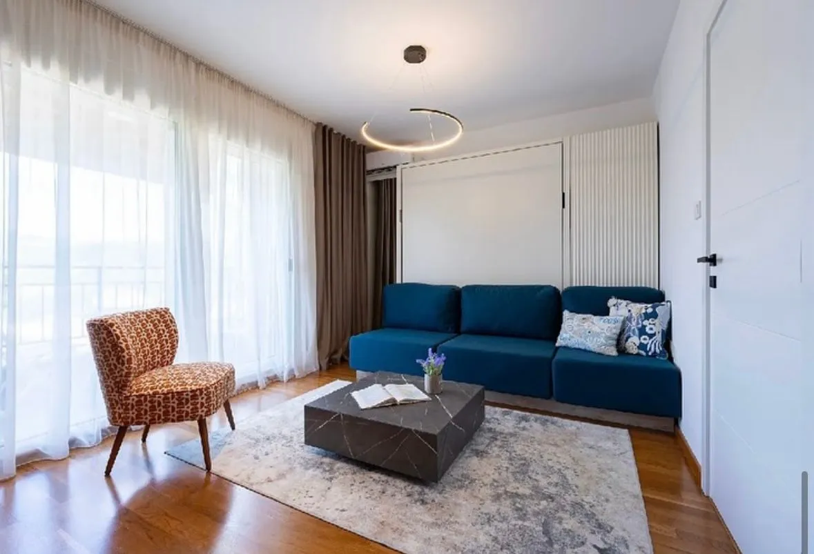 Izdavanje, garsonjera, 30m², Radovići, Tivat