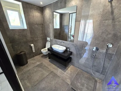 Sale, three bedroom apartment, 149m², Rafailovići, Budva - image 14