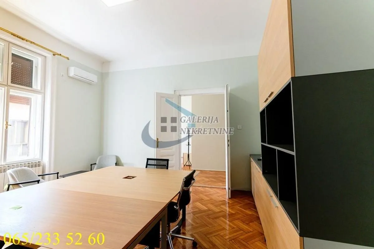 Sale, apartment, 239m², Stari Grad, Beograd