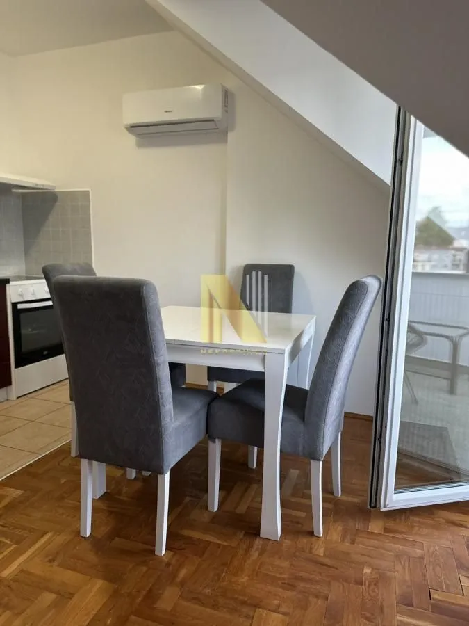 Prodaja, dvosoban stan, 43m², Sajmište, Novi Sad