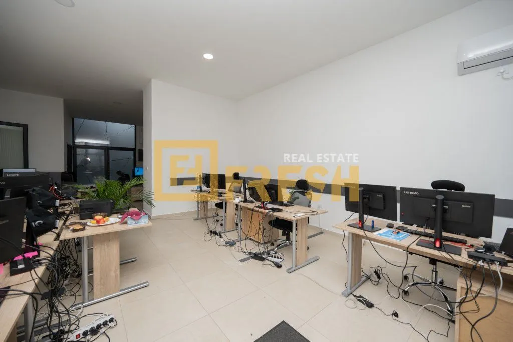 Sale, office space, 200m², Zabjelo, Podgorica