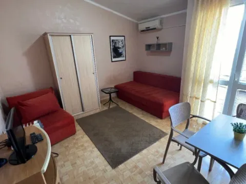 Izdavanje, stan, 23m², Šušanj, Bar - image 3