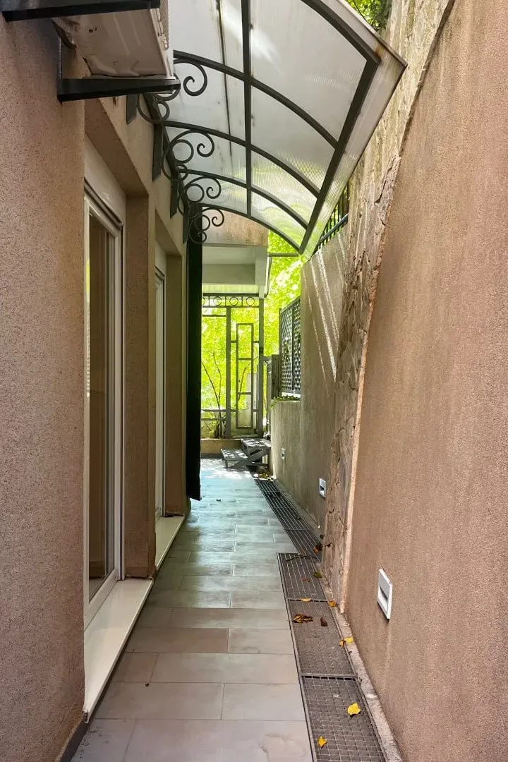 Prodaja, jednosoban stan, 35m², Petrovac, Budva