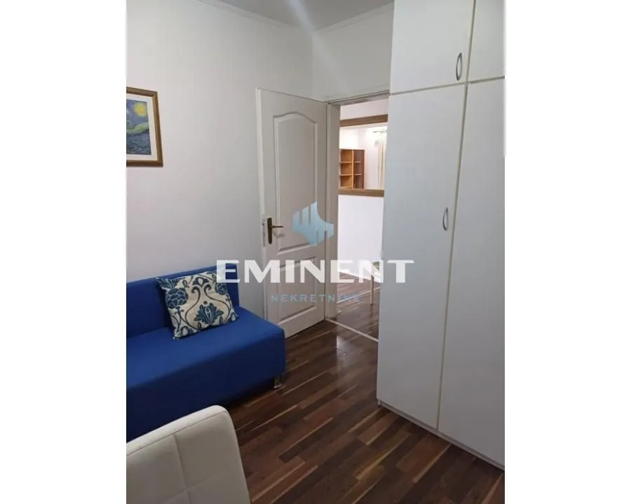 Rent, two bedroom apartment, 41m², Čubura, Beograd