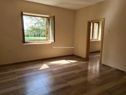 Prodaja, kuća, 90m², Stanjevića Rupa, Podgorica - image 3