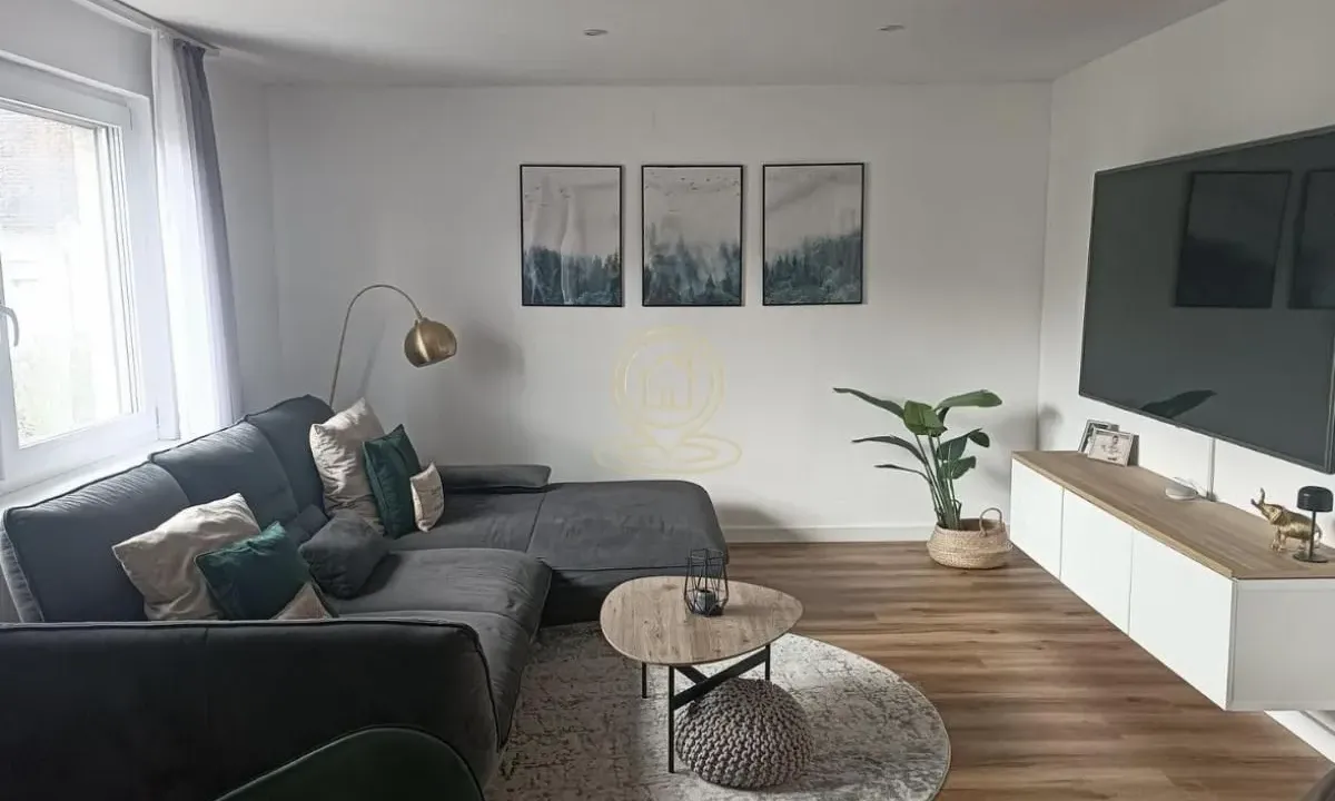 Prodaja, jednosoban stan, 52m², Vašarište, Kragujevac