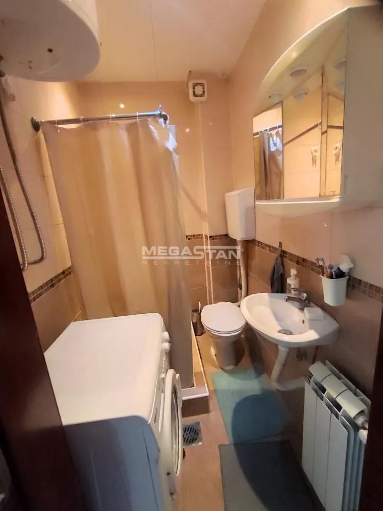 Rent, two bedroom apartment, 45m², Savski Venac, Beograd