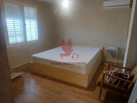 Sale, house, 210m², Medjulužje, Mladenovac - image 2