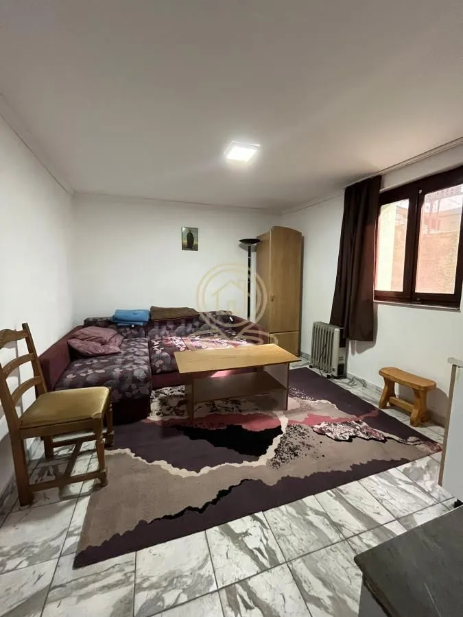Izdavanje, jednosoban stan, 30m², Vrnjačka Banja, Srbija