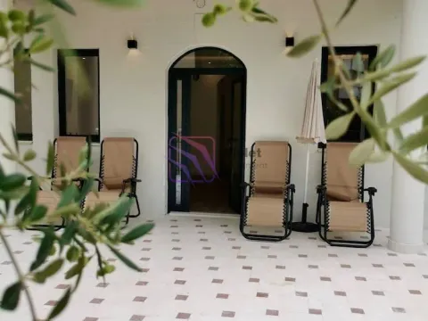 Izdavanje, ugostiteljski objekat, 440m², Adok, Budva - image 29