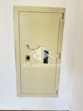 Izdavanje, trosoban stan, 66m², Stari Grad, Beograd - image 16
