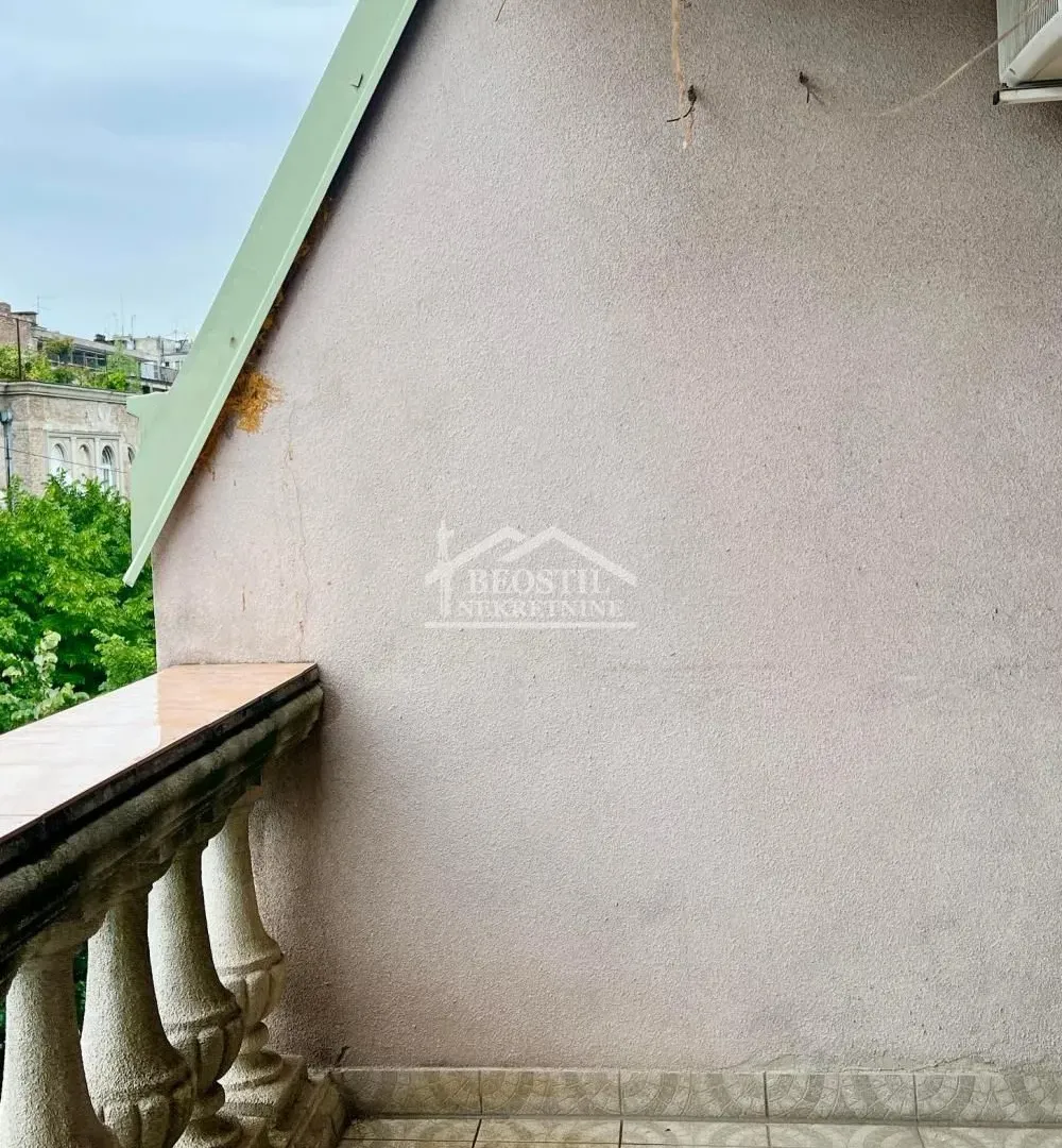 Prodaja, stan, 96m², Stari Grad, Beograd