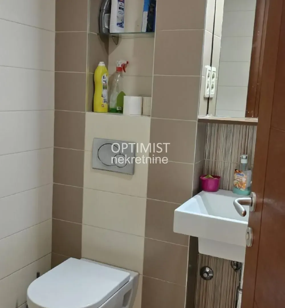 Prodaja, četvorosoban stan, 124m², Voždovac Sve Podlokacije, Beograd
