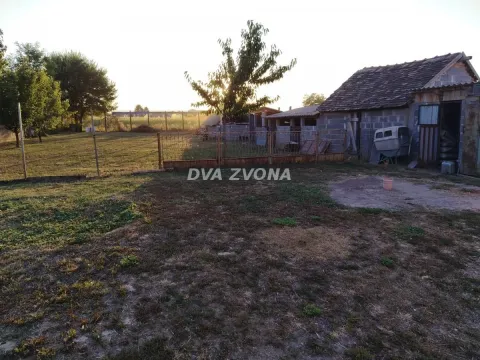 Prodaja, kuća, 72m², Krčedin, Inđija - image 9