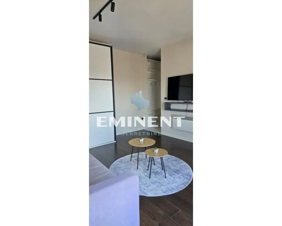 Rent, one bedroom apartment, 35m², Uciteljsko Naselje, Zvezdara Sve Podlokacije
