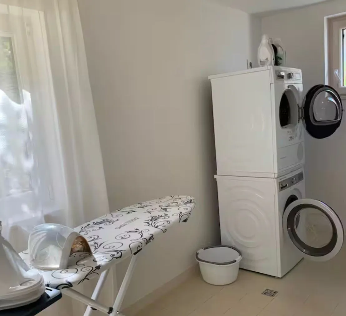 Rent, house, 513m², Lepetani, Tivat