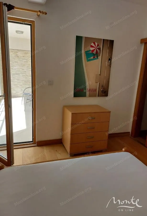Sale, office space, 950m², Bečići, Budva