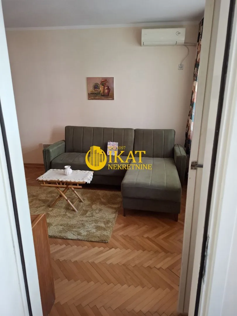 Izdavanje, dvosoban stan, 52m², Karaburma, Palilula Sve Podlokacije