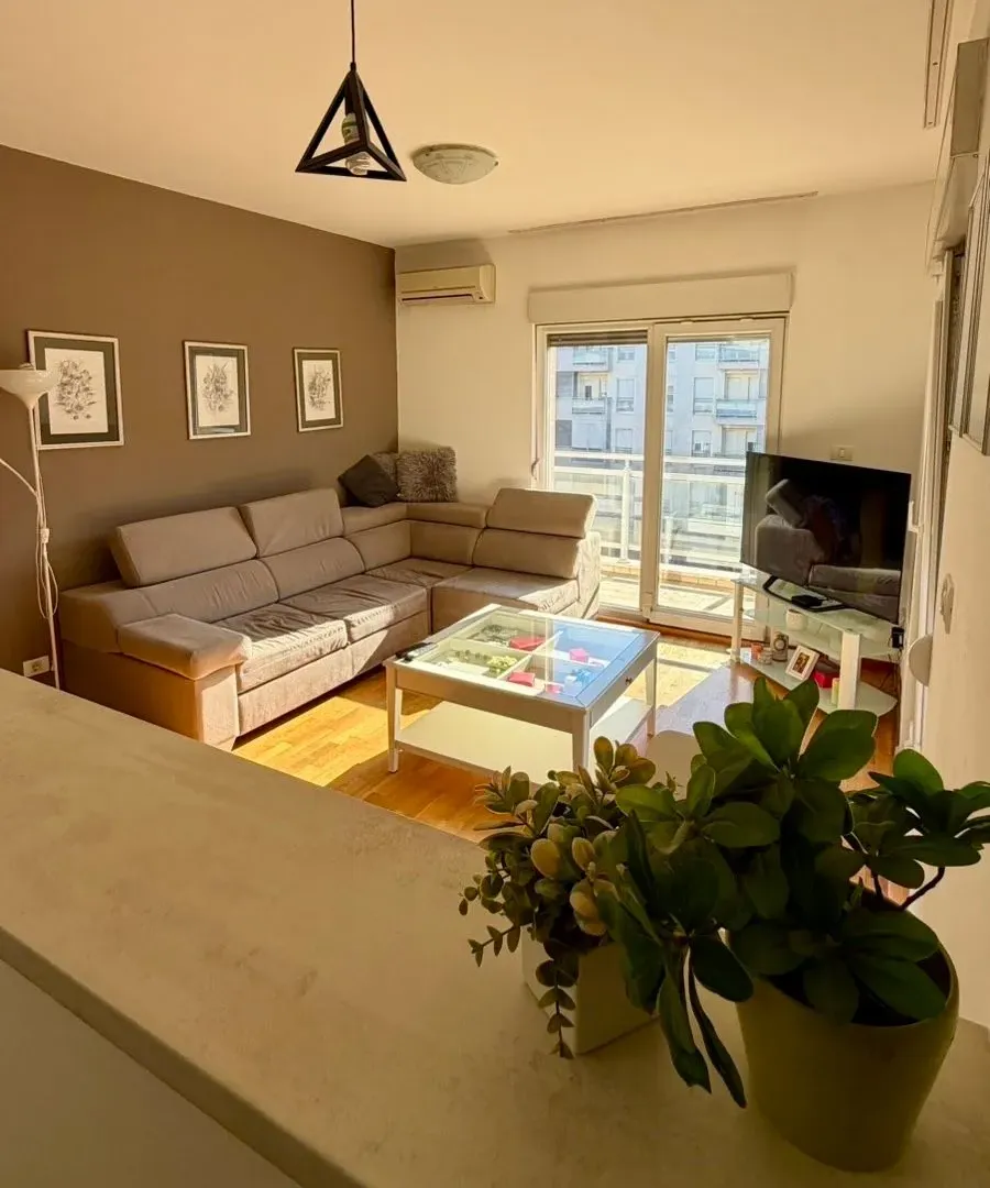 Rent, two bedroom apartment, 64m², City Kvart, Podgorica