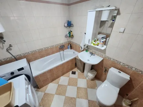 Prodaja, dvosoban stan, 48m², Dobrota, Kotor - image 9