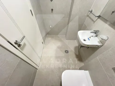 Rent, two bedroom apartment, 65m², Stari Aerodrom, Podgorica - image 9