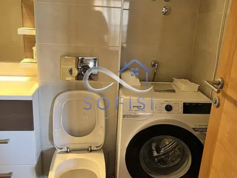 Izdavanje, trosoban stan, 64m², Centar, Novi Sad - image 16