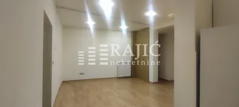 Rent, three bedroom apartment, 80m², Kalemegdan, Beograd - image 5