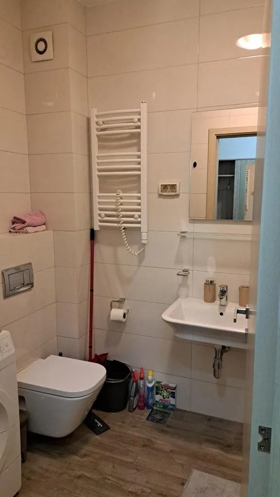 Izdavanje, jednosoban stan, 50m², City Kvart, Podgorica