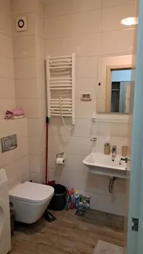 Izdavanje, jednosoban stan, 50m², City Kvart, Podgorica - image 6