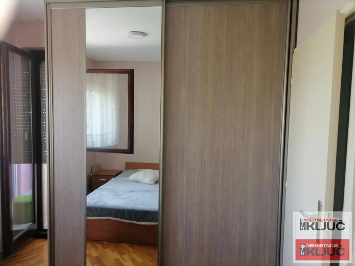 Prodaja, trosoban stan, 71m², Salajka, Novi Sad Sve Podlokacije