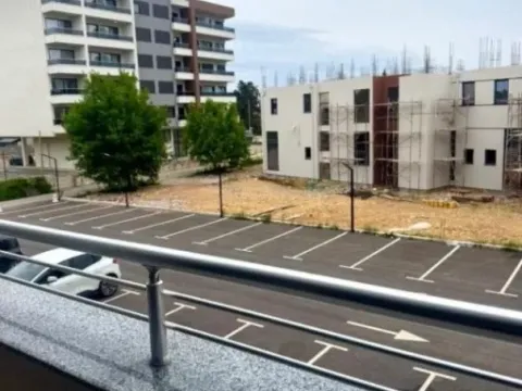 Prodaja, jednosoban stan, 49m², Ulcinj, Crna Gora - image 11